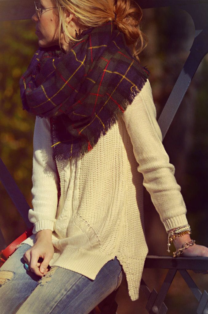 fall-weekend-jeans-oversized-sweater-arm-party-sunglasses-plaid-scarf-via-happily-grey