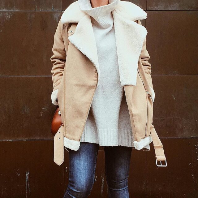 shearling jacket sweater jeans weekend outfits fall winter 