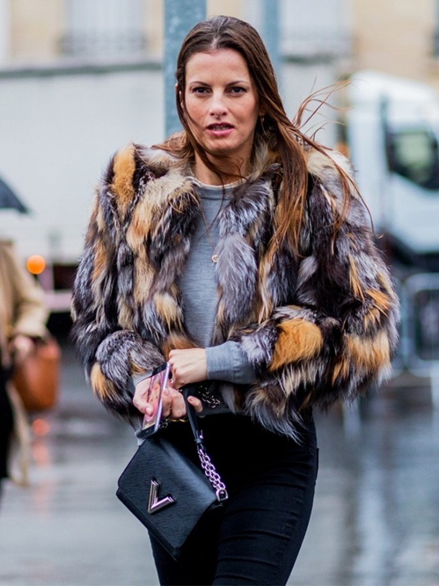 How To Wear A Fur Coat Without Looking, What To Wear With Black Fluffy Coat