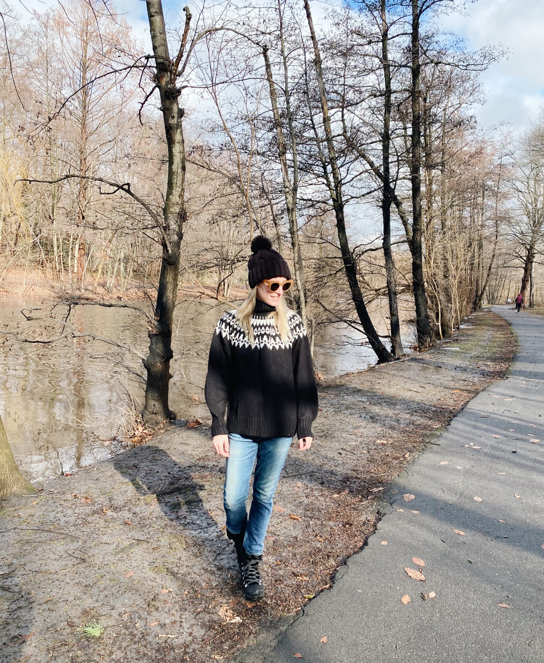 what I wore the second week of February 2022, winter maternity outfits